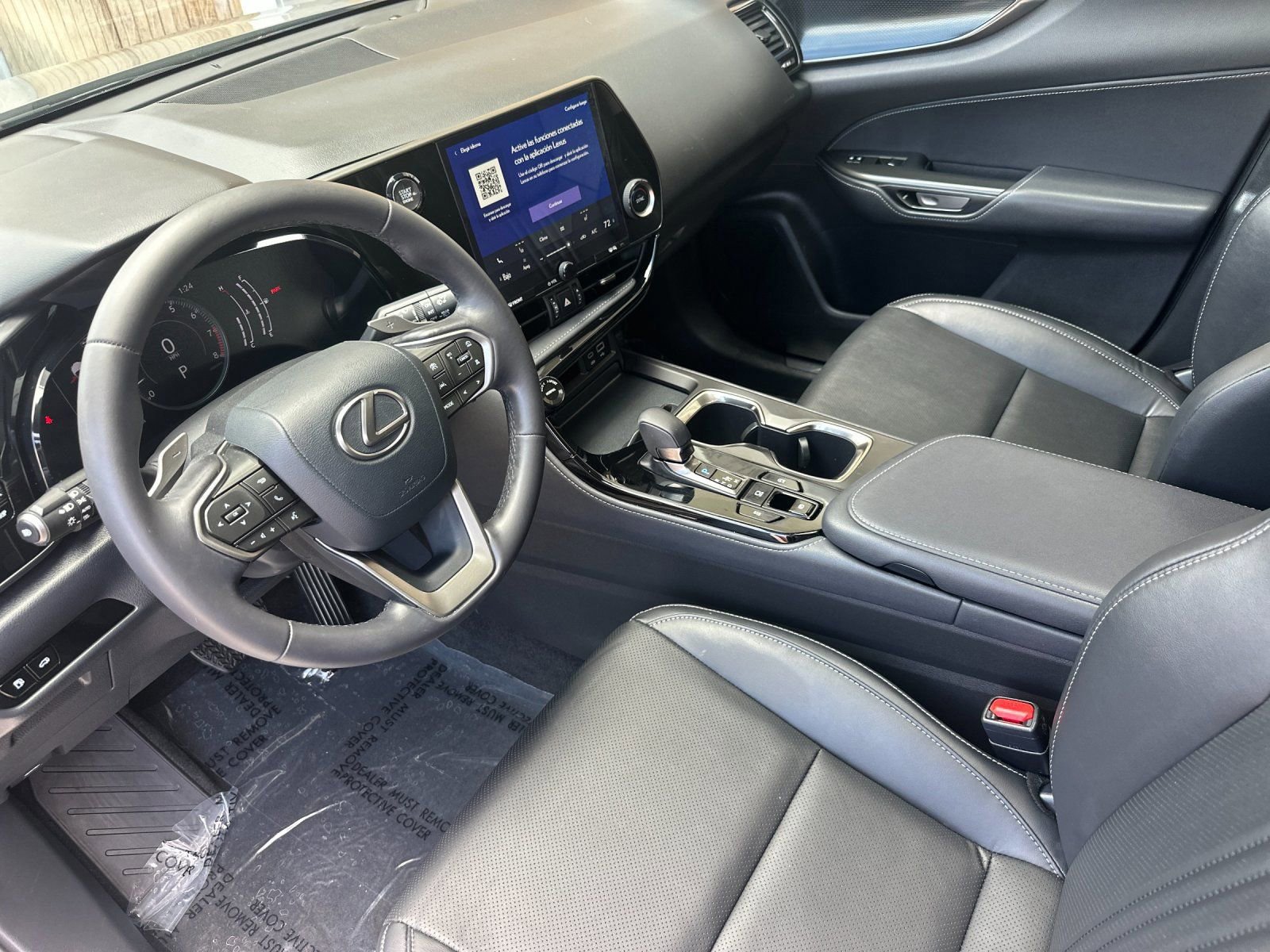 Used 2025 Lexus NX 250 FWD w/ Accessory Package (Z1) image 10