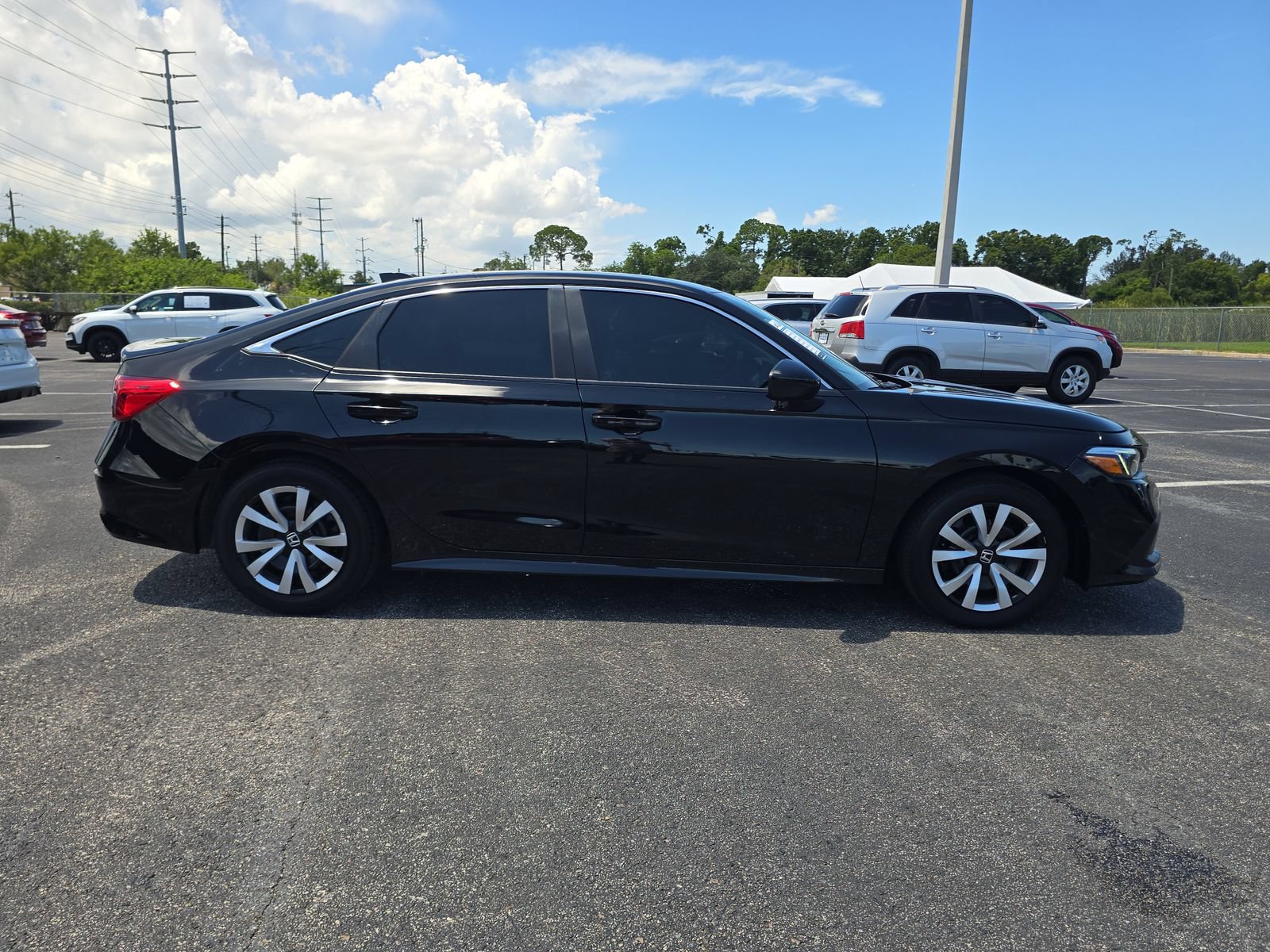 Used 2022 Honda Civic LX image 3