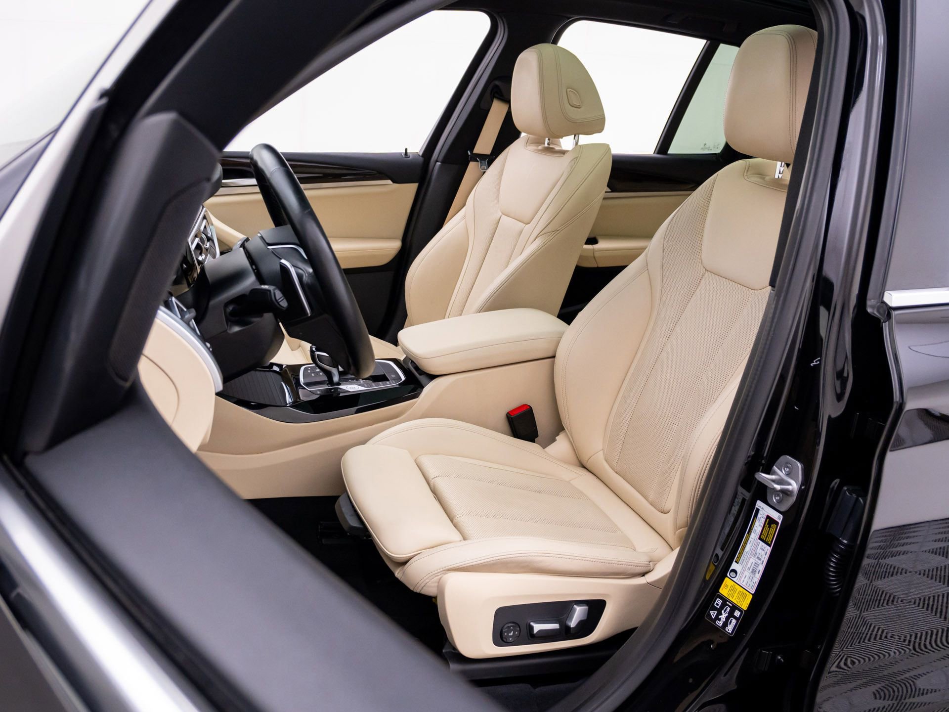 Certified 2022 BMW X3 xDrive30i w/ Convenience Package image 16