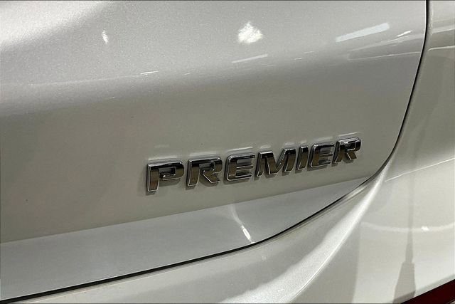 Used 2020 Chevrolet Equinox Premier FWD image 22