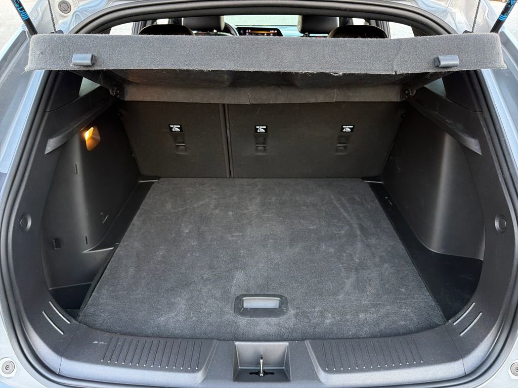 Used 2025 Chevrolet Trax RS w/ Driver Confidence Package image 37