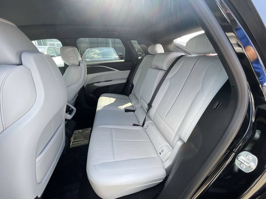 Certified 2024 Cadillac Lyriq Luxury RWD image 25