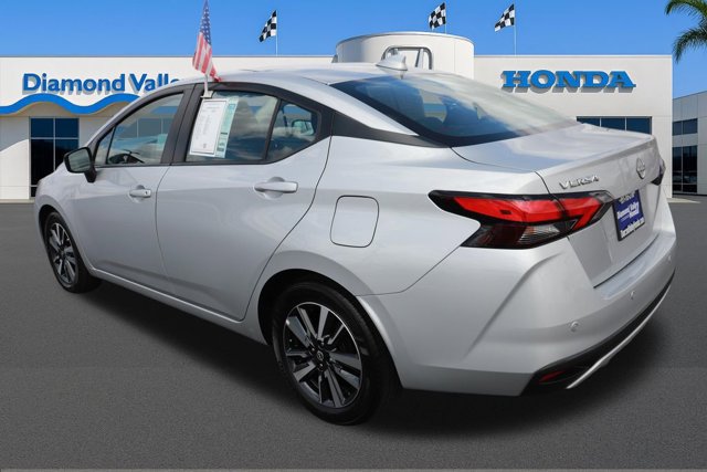 Used 2025 Nissan Versa SV FWD image 4