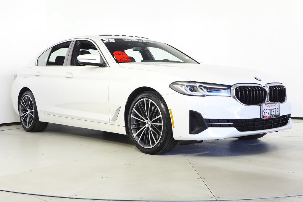 Used 2023 BMW 530i w/ Convenience Package RWD image 4