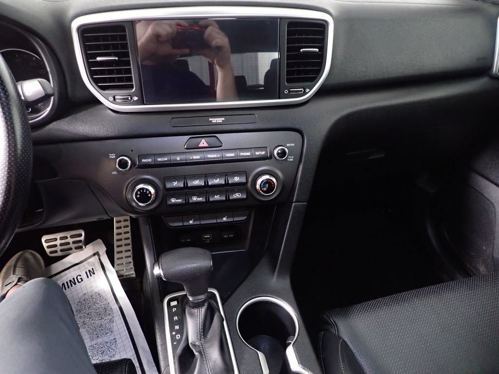 Used 2022 Kia Sportage Nightfall Edition AWD/4WD image 32