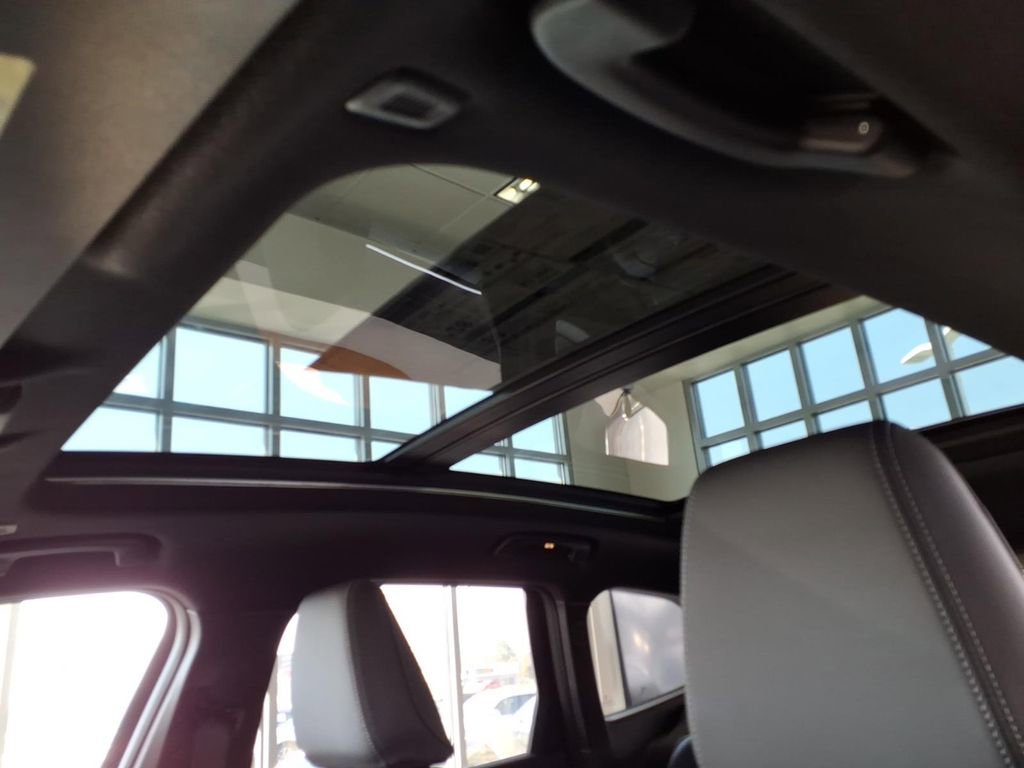 New 2026 BMW X1 xDrive28i image 10