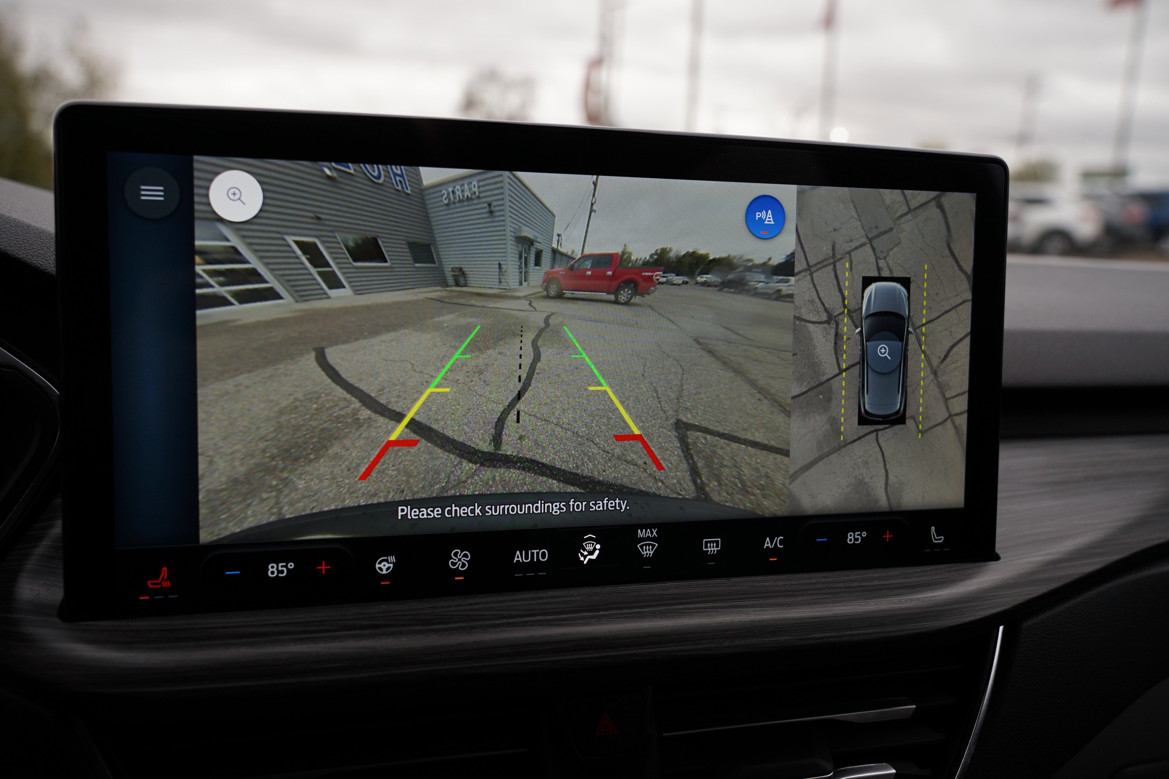 Used 2023 Ford Escape Platinum image 33