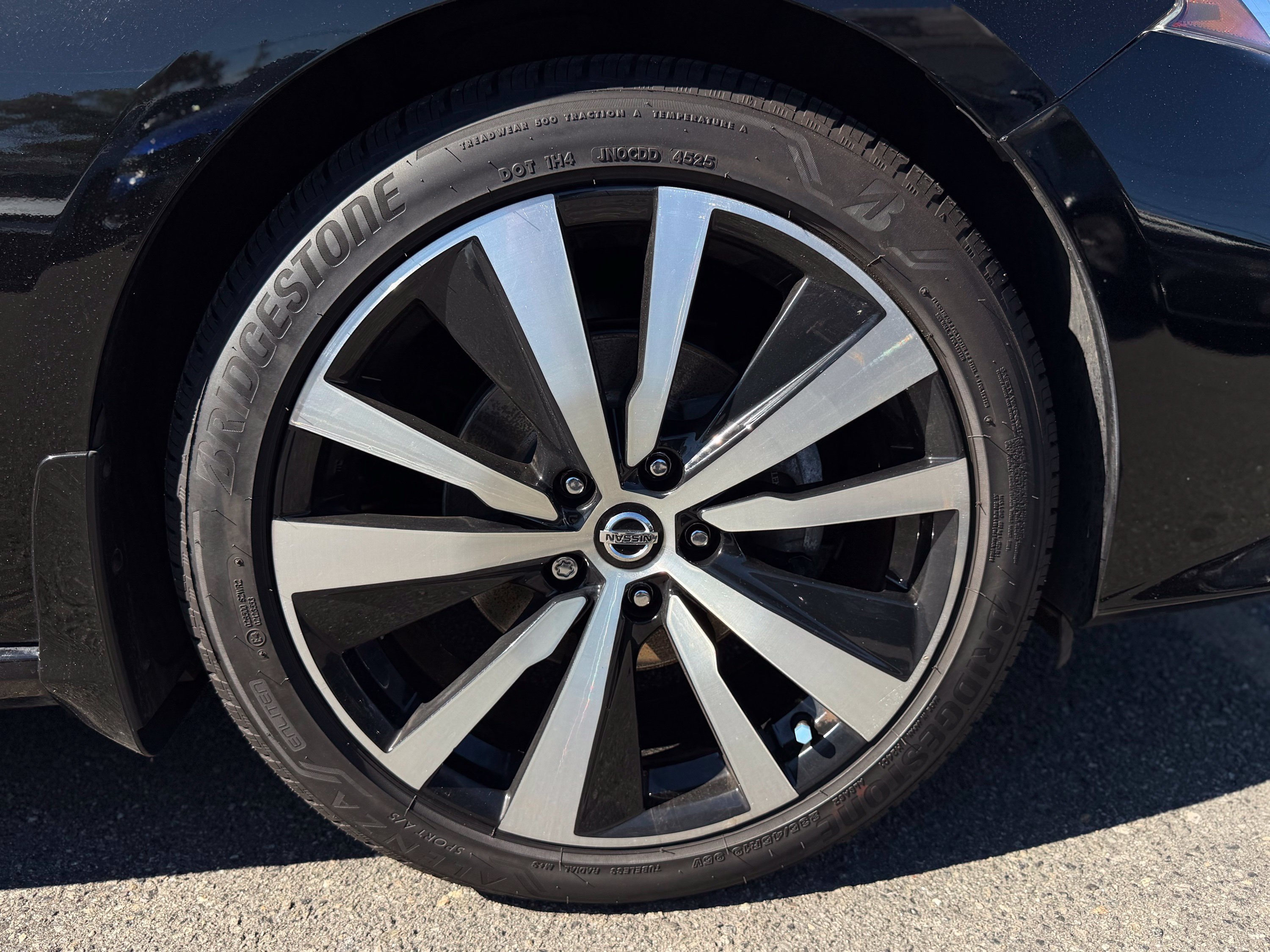 Used 2019 Nissan Altima 2.5 Platinum AWD/4WD image 39