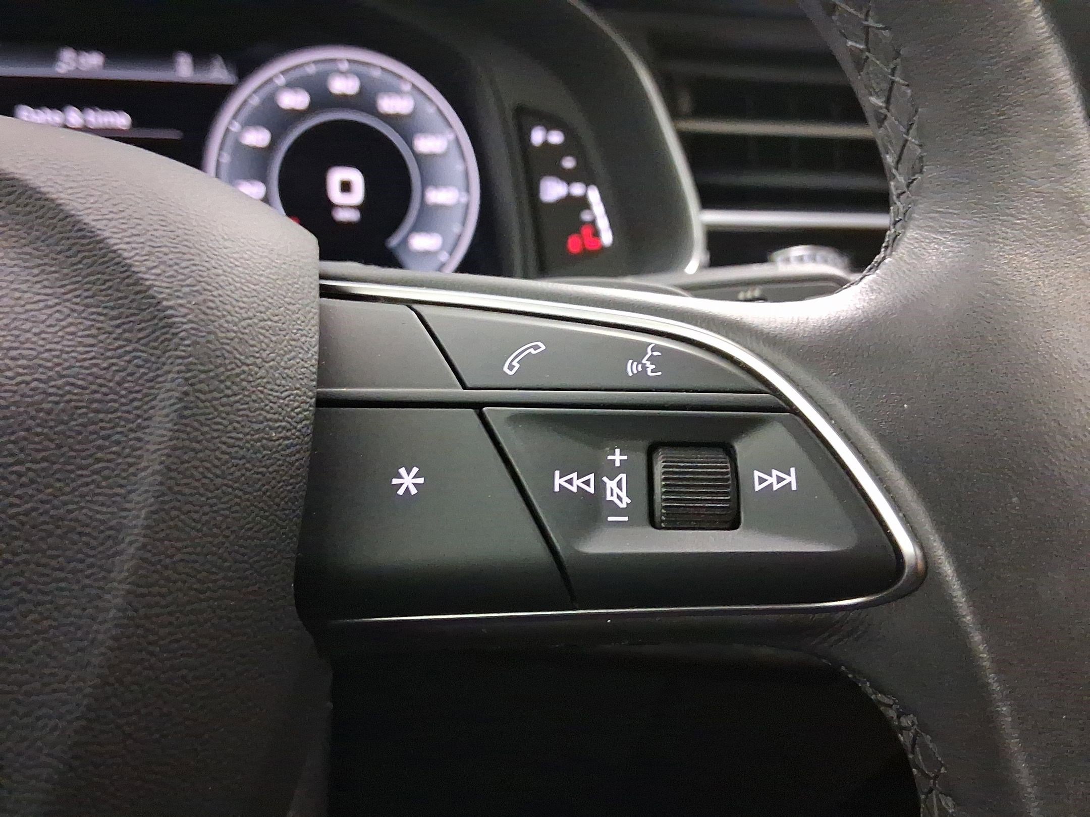 Used 2021 Audi Q8 Premium Plus w/ Premium Plus Package image 21