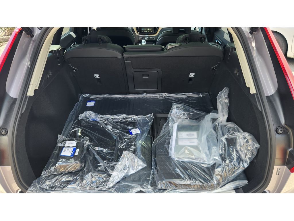 New 2026 Volvo XC60 B5 Plus w/ Protection Package Premier image 13