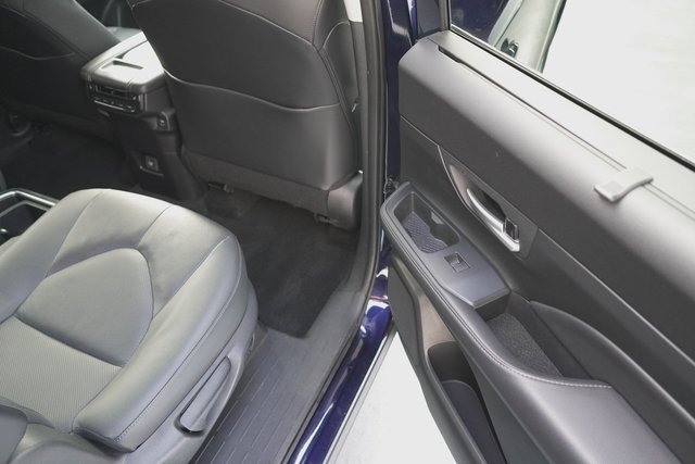 Used 2024 Toyota Grand Highlander Limited image 16