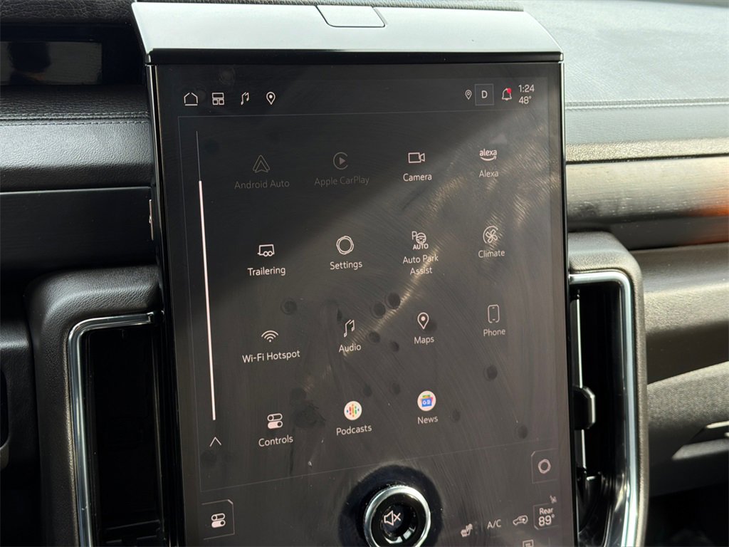 Used 2025 GMC Yukon Denali w/ Denali Reserve Package image 33