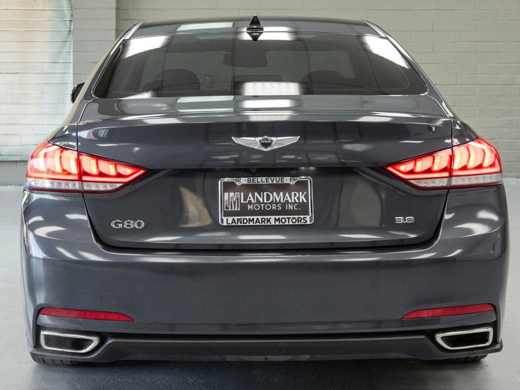 Used 2017 Genesis G80 3.8 image 27