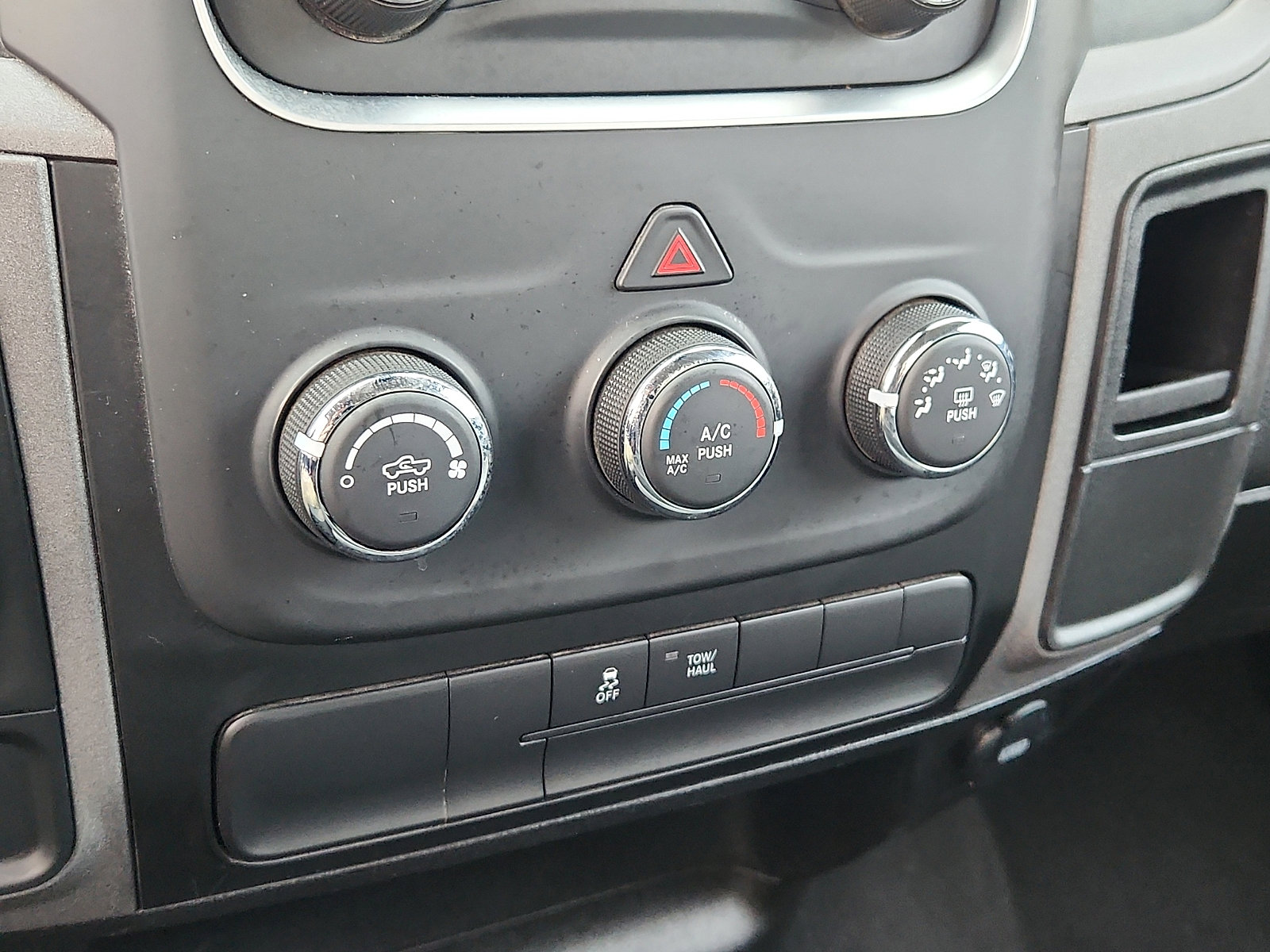 Certified 2021 RAM 1500 Tradesman w/ Popular Equipment Group image 14