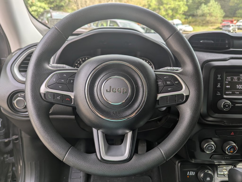 Used 2019 Jeep Renegade Sport w/ Sport Appearance Group AWD/4WD image 9