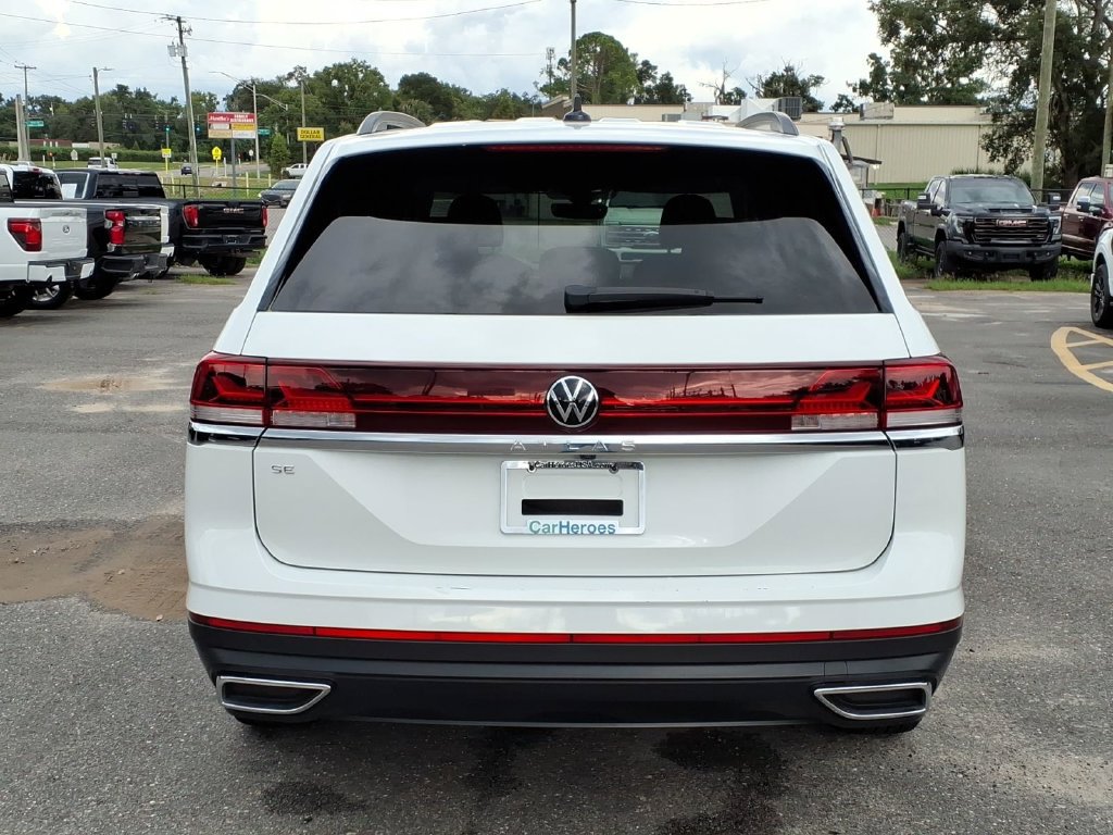 Used 2025 Volkswagen Atlas SE FWD image 6