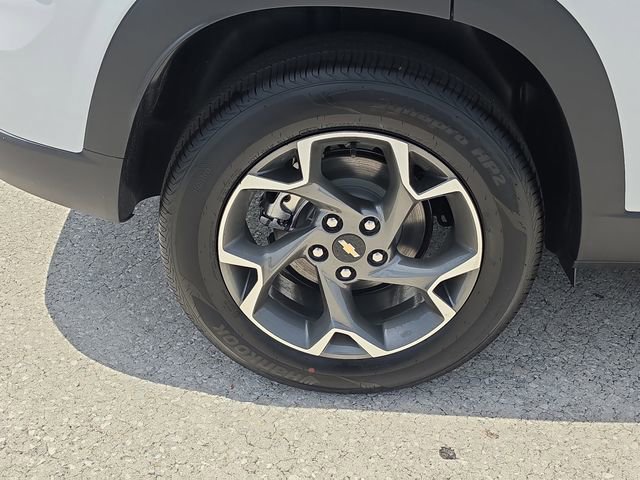 New 2026 Chevrolet Trax LT FWD image 5
