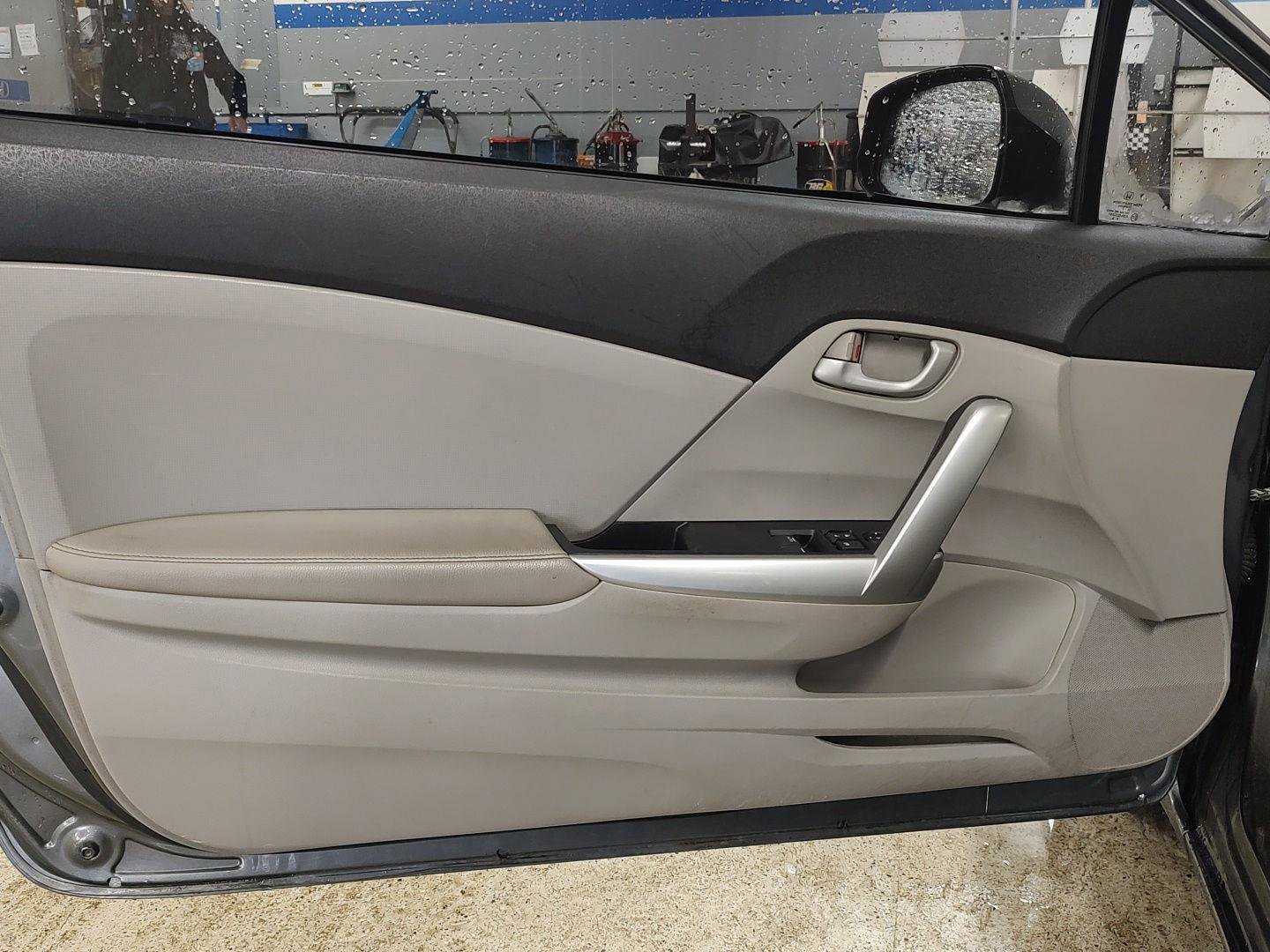 Used 2012 Honda Civic EX-L image 17