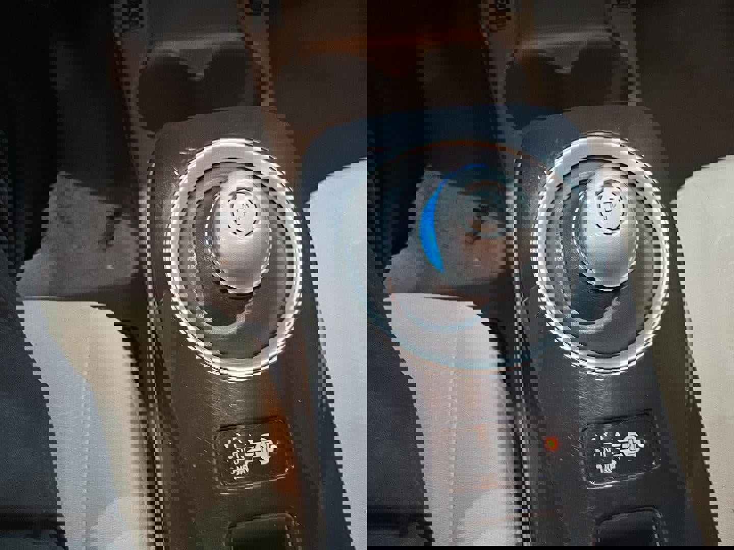 Used 2012 Nissan Leaf SL image 18