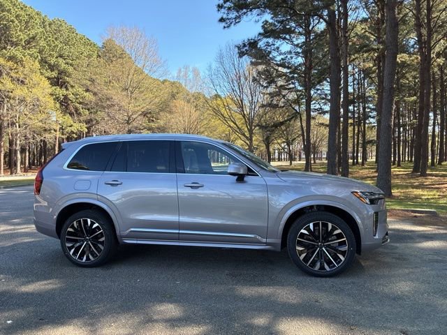 New 2026 Volvo XC90 B6 Plus w/ Protection Package Premier AWD/4WD image 4