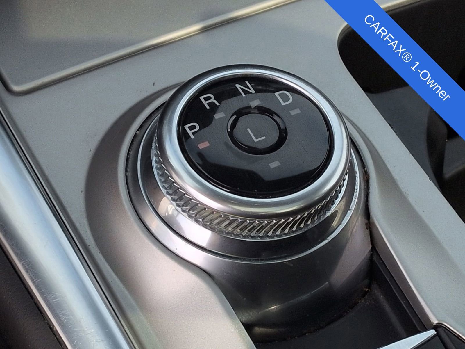 Used 2024 Ford Explorer Platinum w/ Technology Package image 38