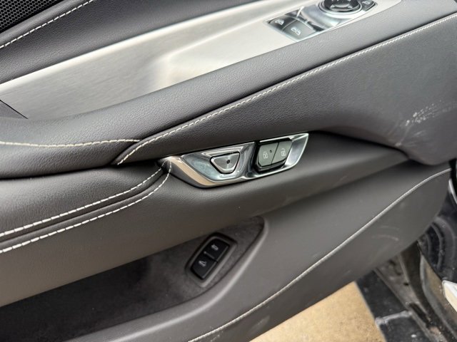 Used 2024 Chevrolet Corvette Stingray Coupe image 14