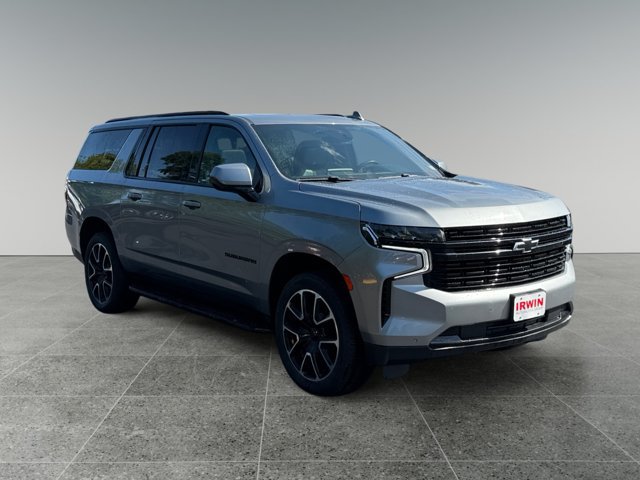 Used 2023 Chevrolet Suburban RST w/ Max Trailering Package AWD/4WD image 7