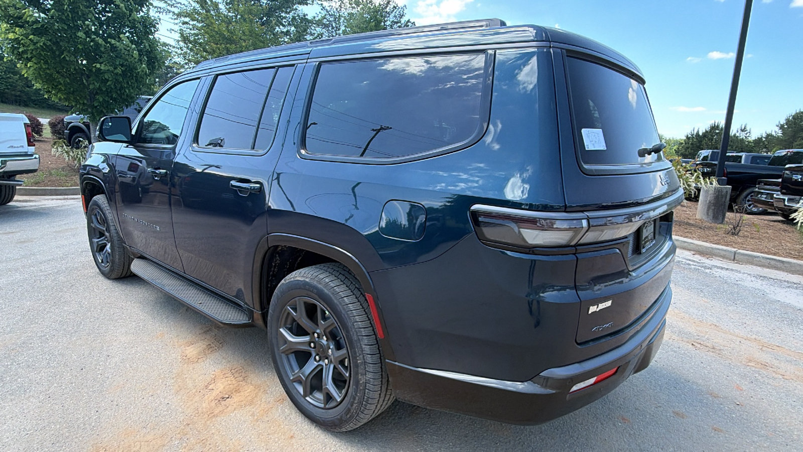 New 2026 Jeep Grand Wagoneer Limited AWD/4WD image 10