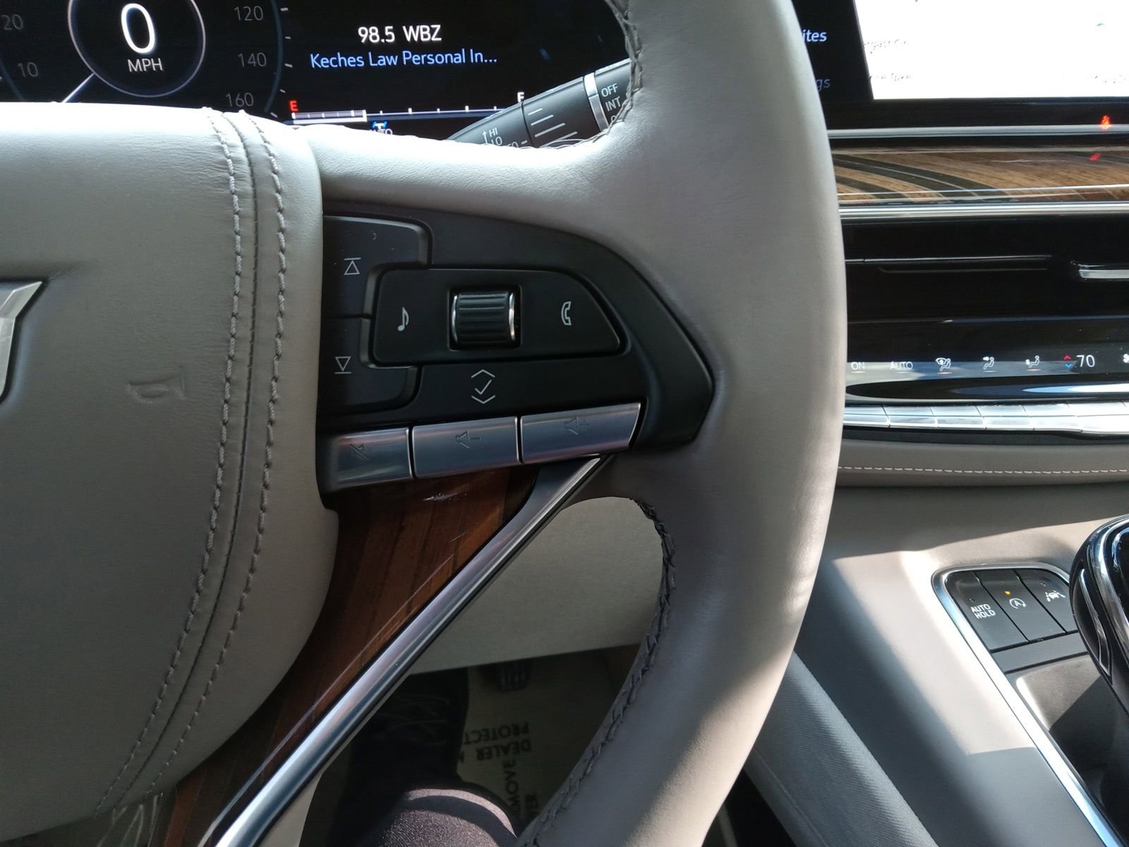 Used 2023 Cadillac Escalade Premium Luxury Platinum image 20