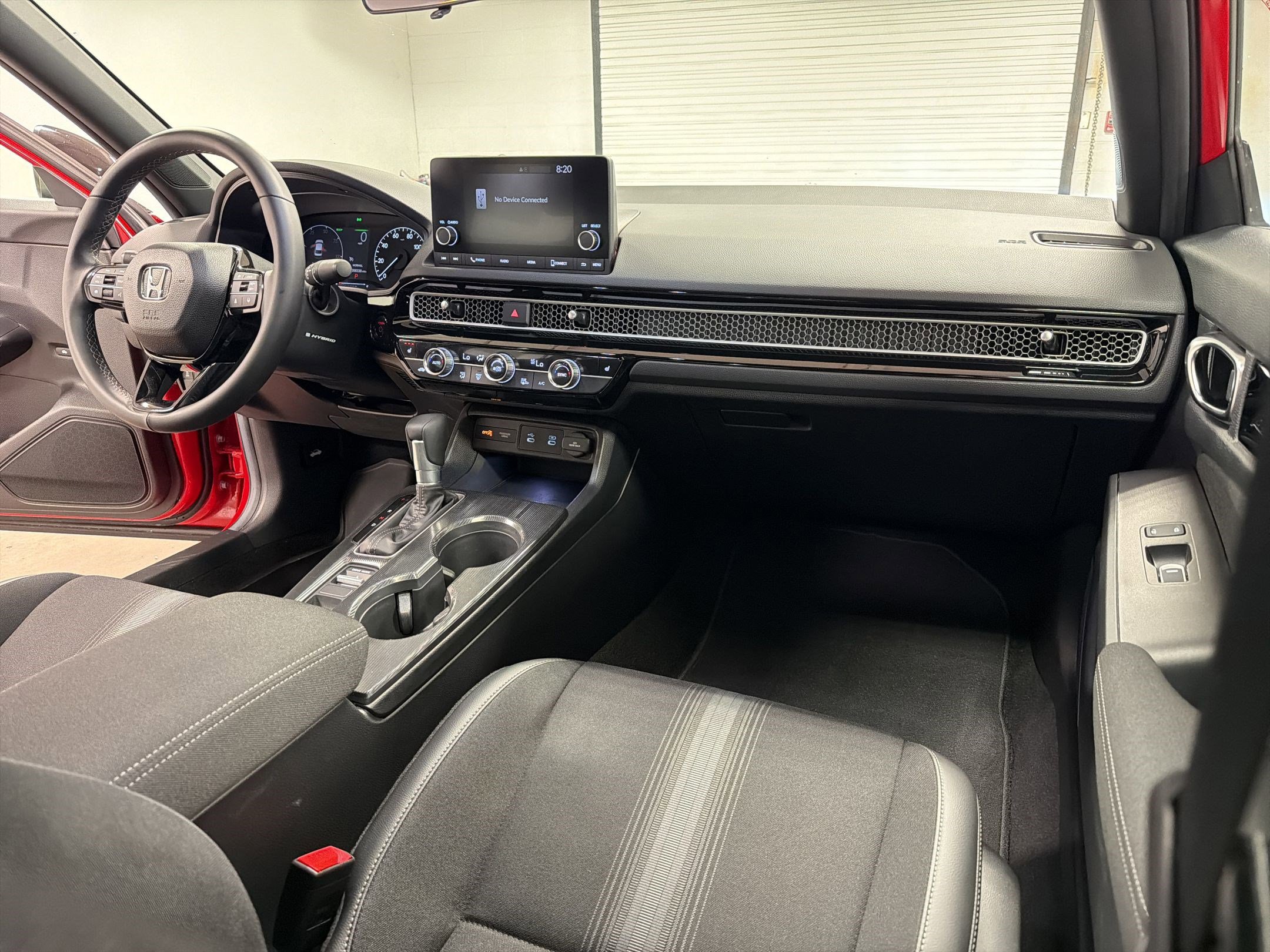 Used 2025 Honda Civic FWD Hybrid Sedan image 29