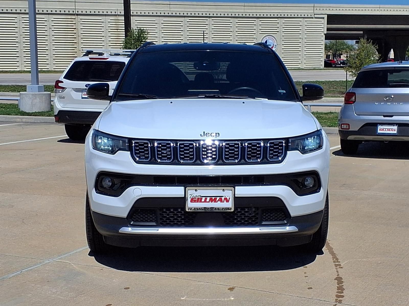 Used 2024 Jeep Compass Limited image 5