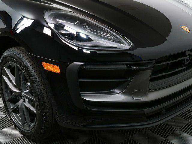 New 2026 Porsche Macan AWD/4WD image 39