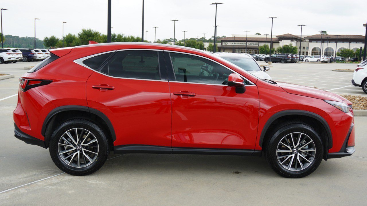 Certified 2023 Lexus NX 250 FWD w/ Towing Package (2000 Lbs) image 4