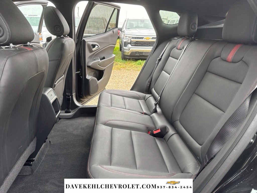 Used 2024 Chevrolet Trax RS w/ Sunroof Package FWD image 22