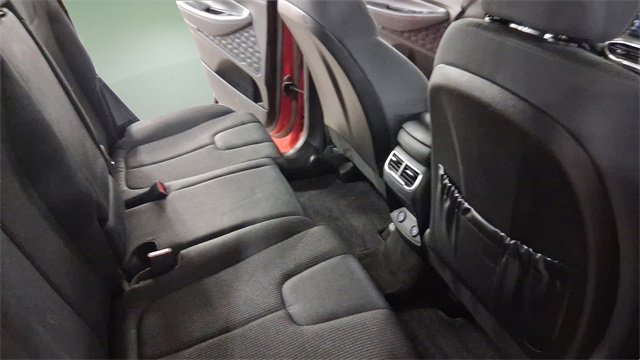 Used 2021 Hyundai Santa Fe SE image 15