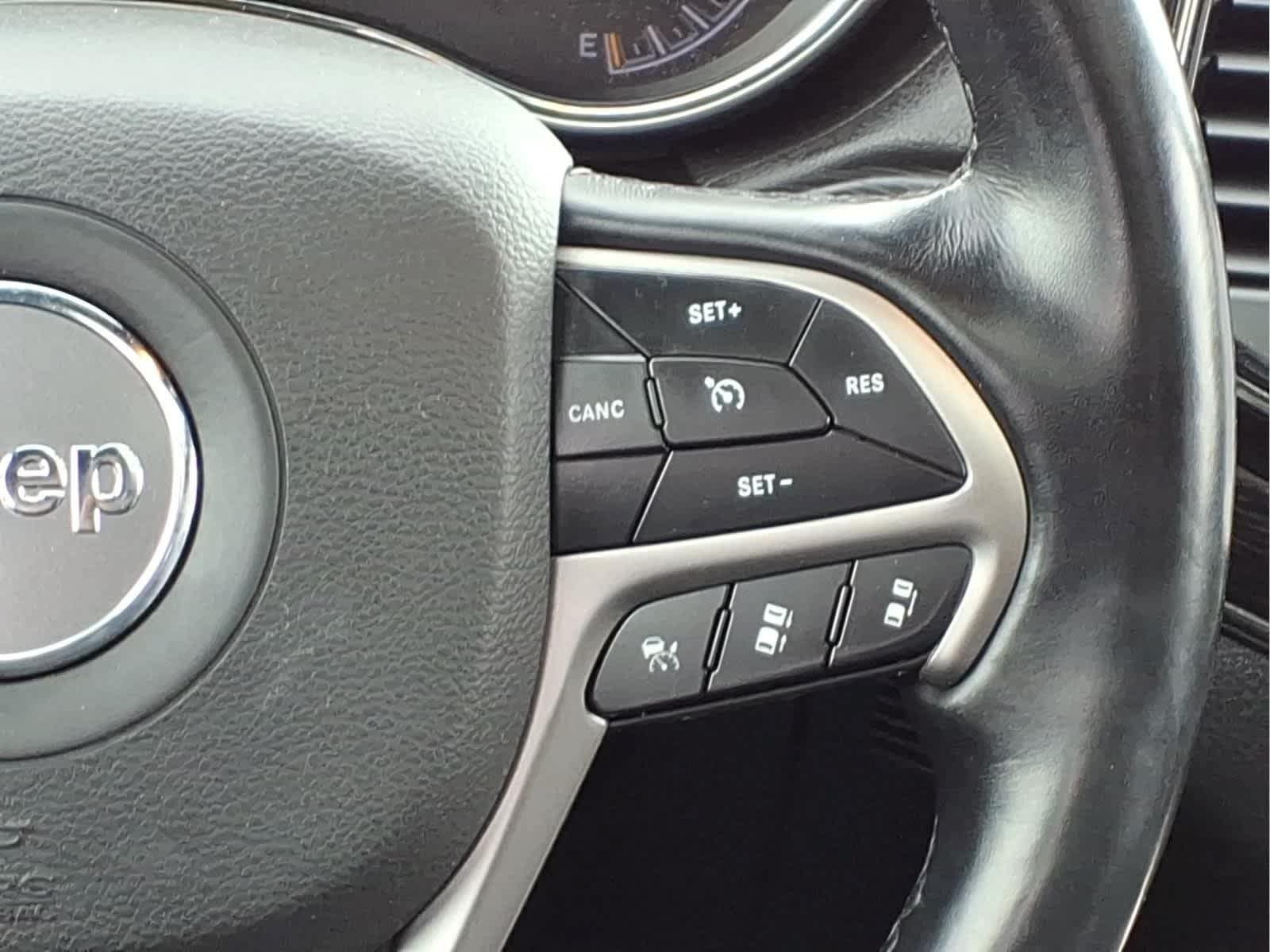 Used 2021 Jeep Grand Cherokee High Altitude AWD/4WD image 22