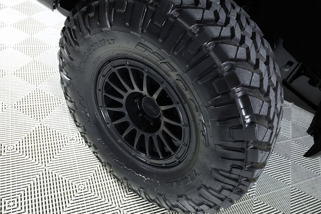 Used 2024 Ford F150 Raptor w/ Equipment Group 803A Raptor R AWD/4WD image 50