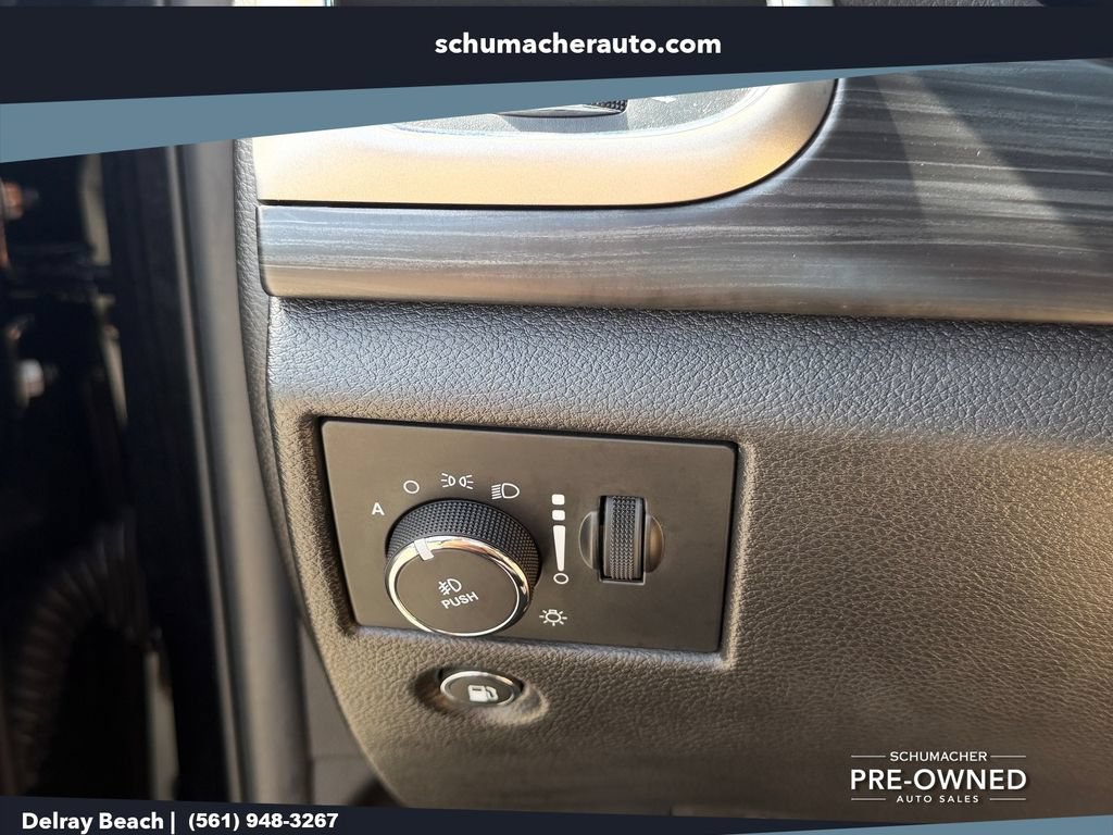 Used 2021 Jeep Grand Cherokee Laredo X RWD image 23