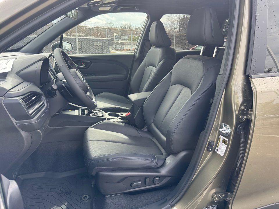 Used 2025 Subaru Forester Limited w/ Protection Package image 34