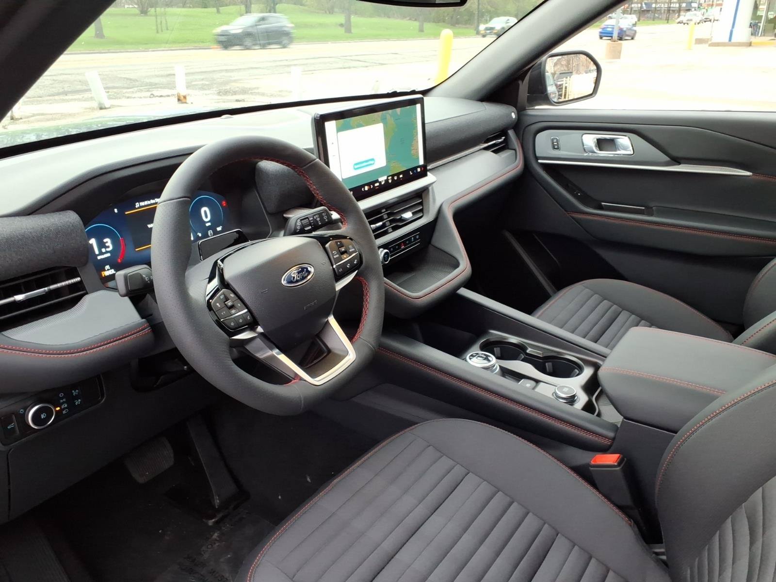 New 2026 Ford Explorer ST-Line w/ ST-Line Street Pack AWD/4WD image 7