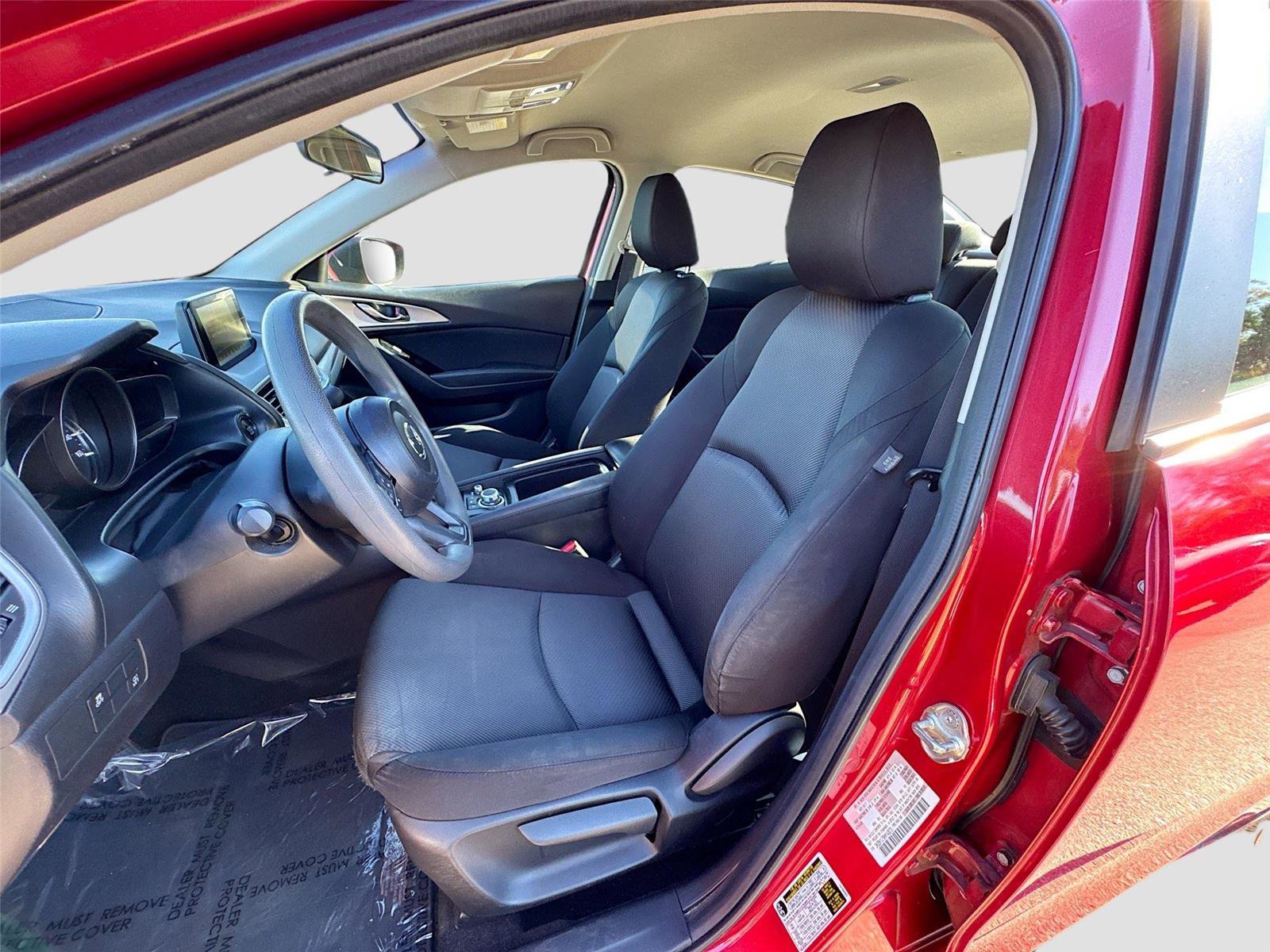 Used 2017 MAZDA MAZDA3 Sport image 19