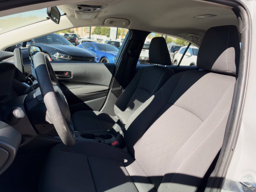 Used 2024 Toyota Corolla LE FWD image 13