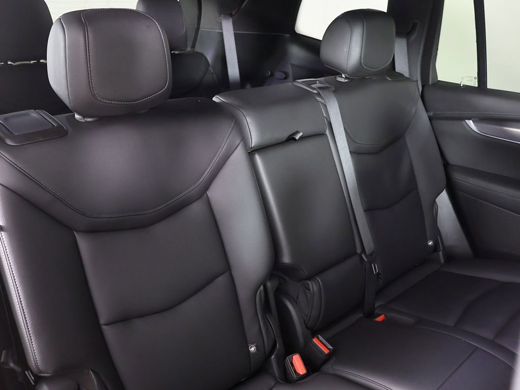 Used 2023 Cadillac XT6 Luxury image 37