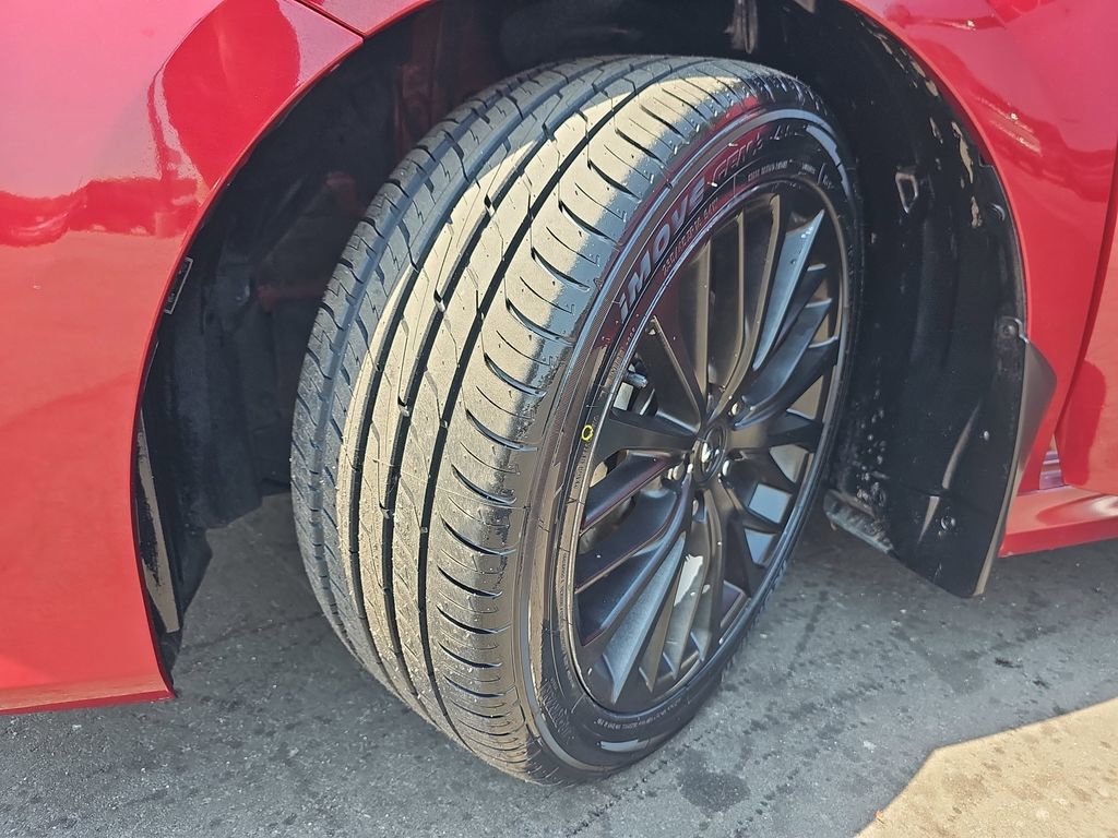 Used 2020 Toyota Camry XLE w/ Navigation Package FWD image 35