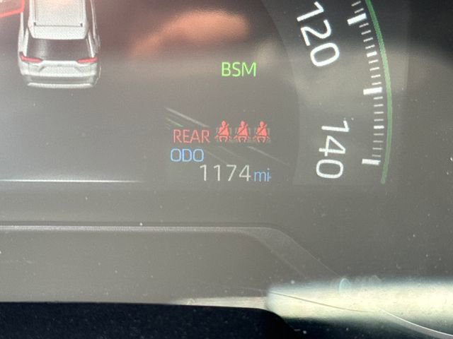 Used 2025 Toyota RAV4 XLE w/ Convenience Package image 24