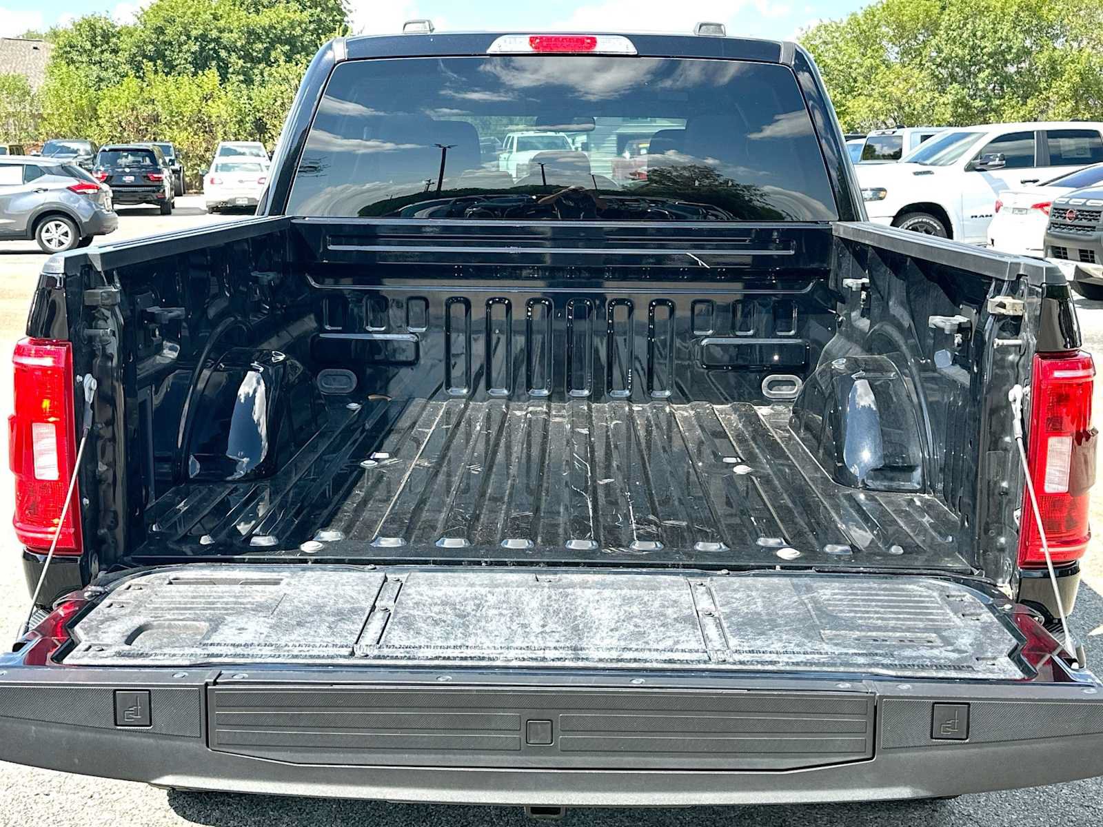 Used 2023 Ford F150 XLT w/ Equipment Group 302A High AWD/4WD image 28