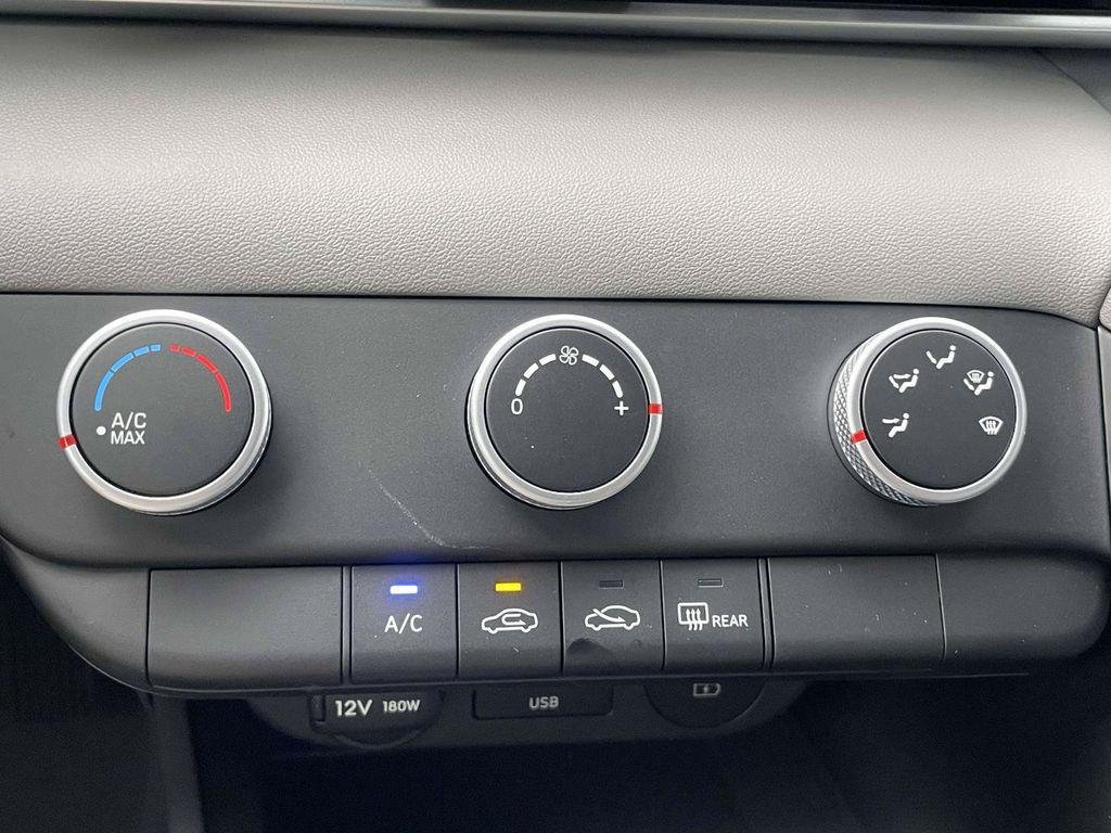 New 2026 Hyundai Elantra SE FWD image 39