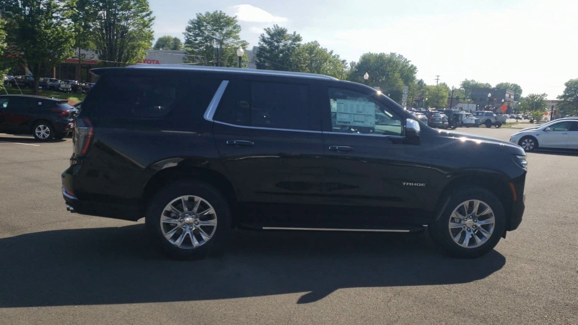 New 2026 Chevrolet Tahoe Premier w/ Sun And Tow Package AWD/4WD image 33