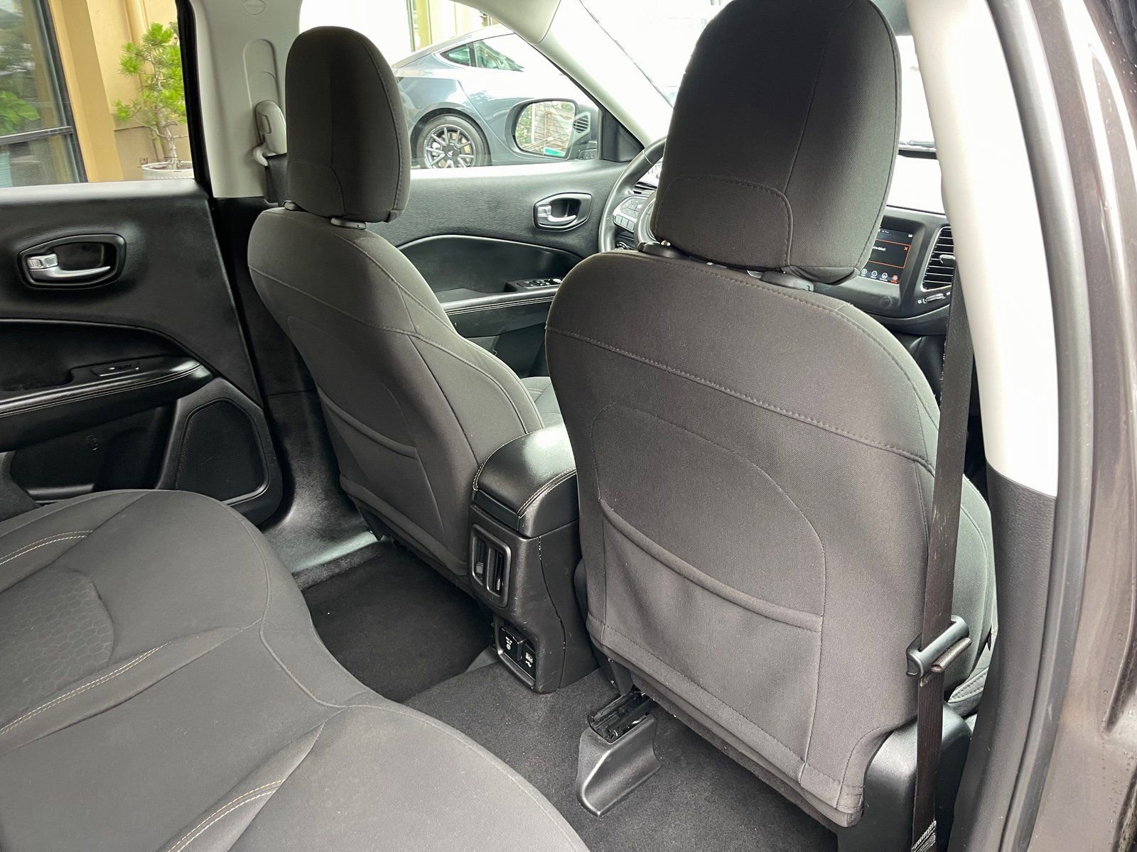 Used 2019 Jeep Compass Sport FWD image 18