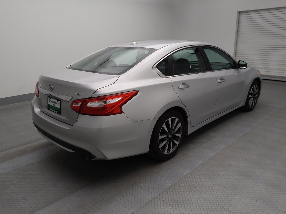 Used 2017 Nissan Altima 2.5 SL FWD image 9